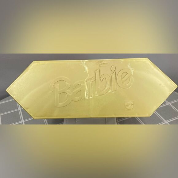 1997 Holiday Barbie Happy Holidays Gold Special Edition Eyes Blue Box Green Doll - Picture 6 of 8